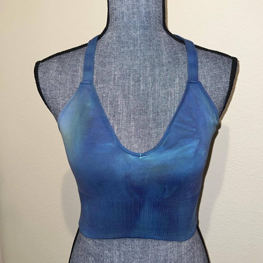 Free People Good Karma V Neck Crop Sports Tie Dye Dark Blue/Teal, XS/S